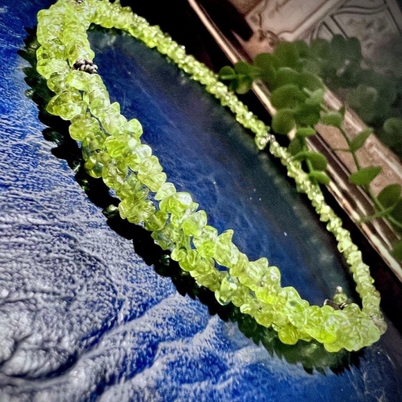 Vintage Peridot gemstones wrap style solid 925 sterling silver Choker Necklace - Picture 2 of 12